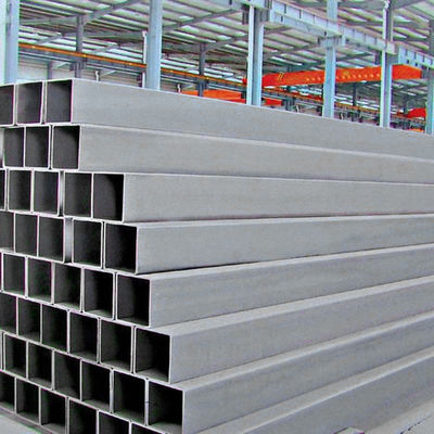Квадратная форма Углеродистая сталь 4x4 дюймов Оцинкованная 12x12 100x100 труба MS Квадратная стальная труба Труба длина 6.4M