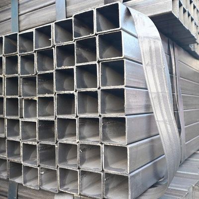 Квадратная форма Углеродистая сталь 4x4 дюймов Оцинкованная 12x12 100x100 труба MS Квадратная стальная труба Труба длина 6.4M
